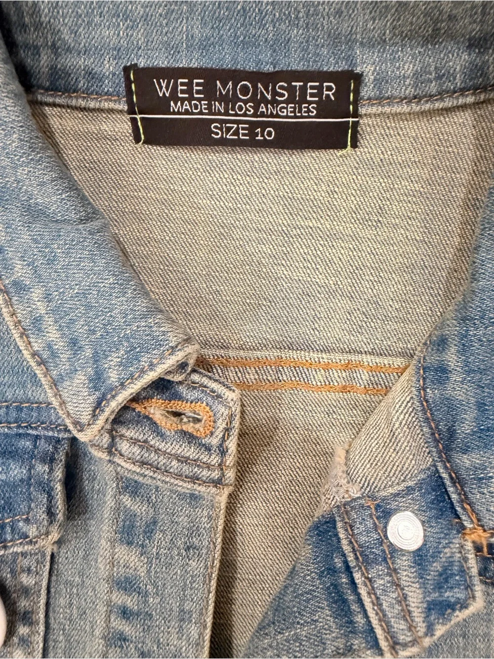 Wee Monster light blue